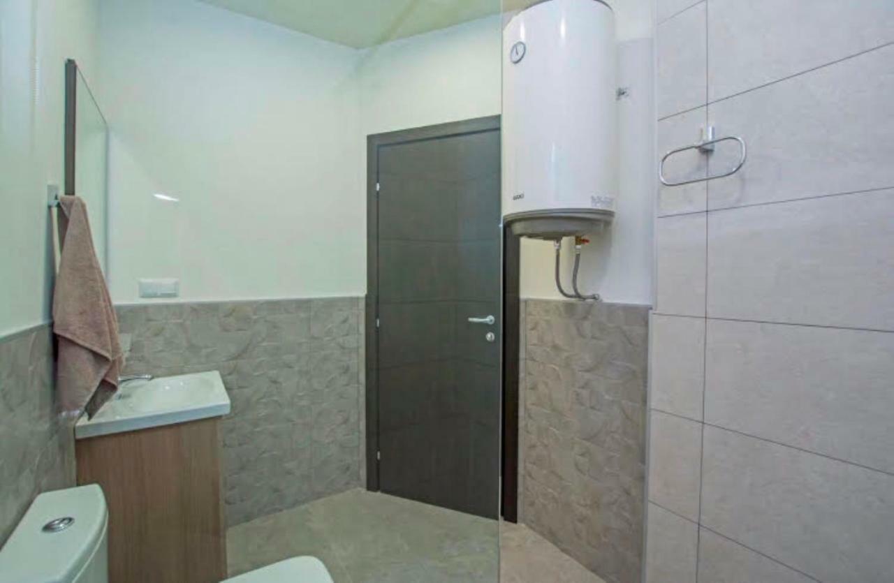 Boutique Apartment Erevan Esterno foto