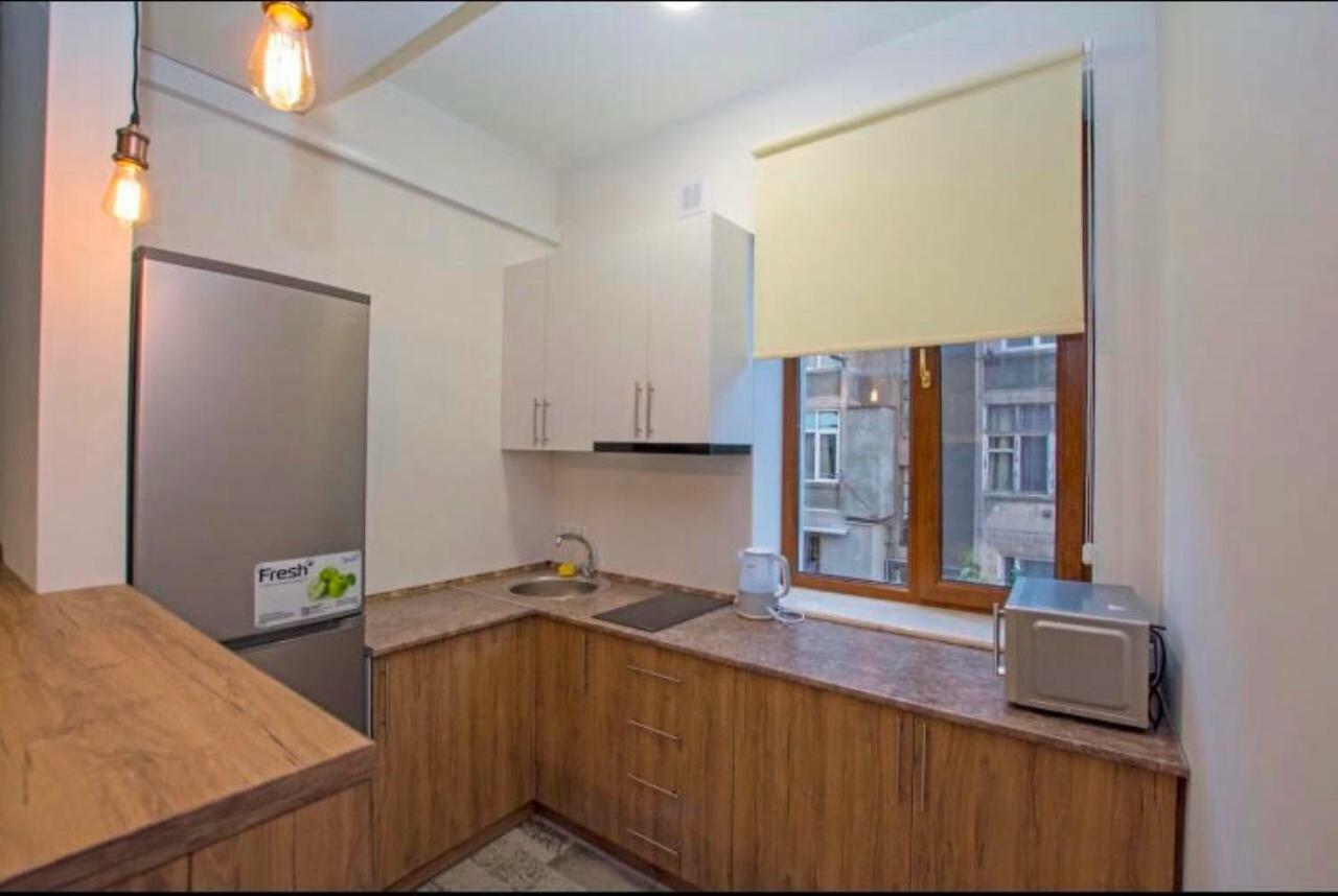 Boutique Apartment Erevan Esterno foto