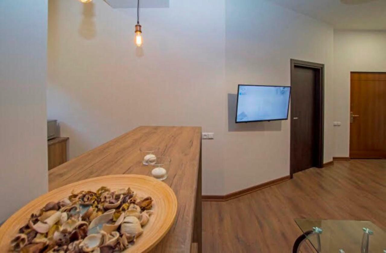 Boutique Apartment Erevan Esterno foto