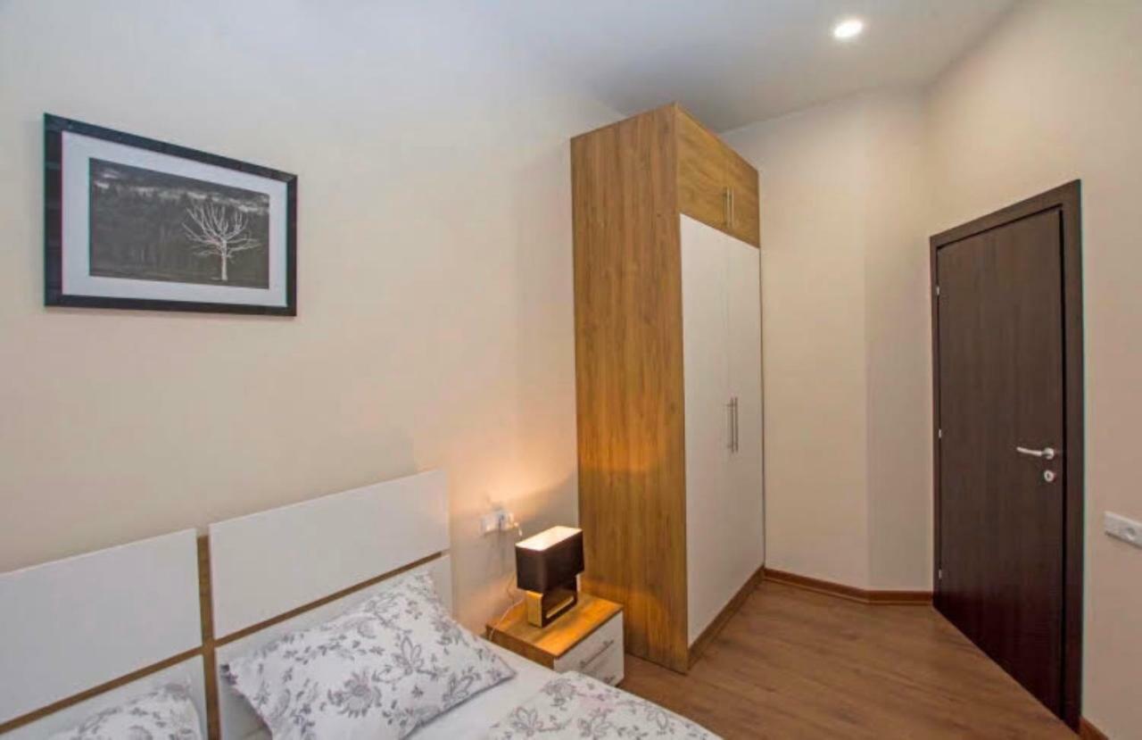Boutique Apartment Erevan Esterno foto